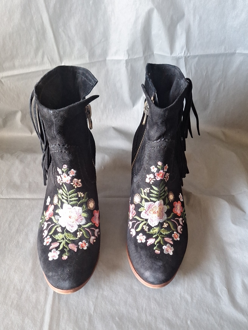 Sam Edelman Embroidered Sude Boots Size 7 1/2